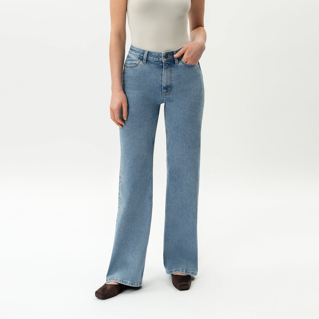 Relaxed ComfortDenim™ Jeans