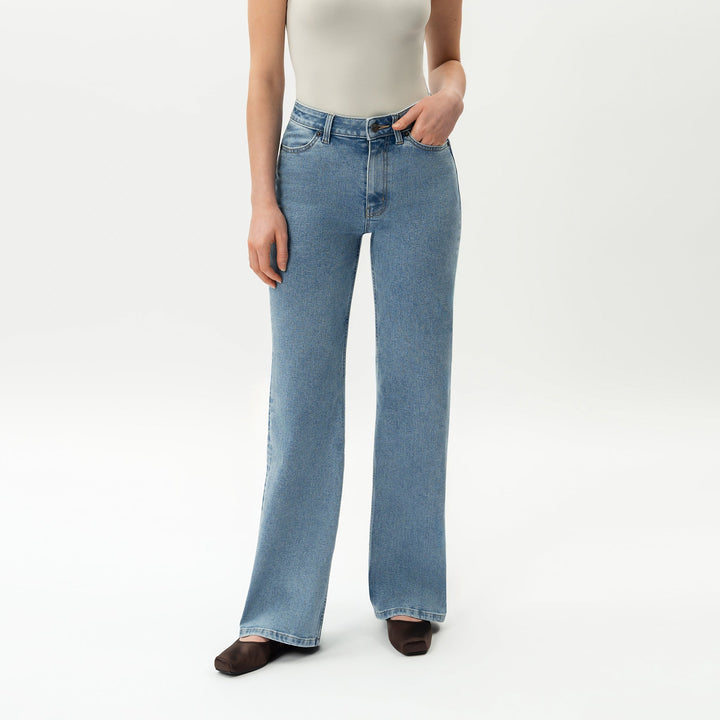 Relaxed ComfortDenim™ Jeans