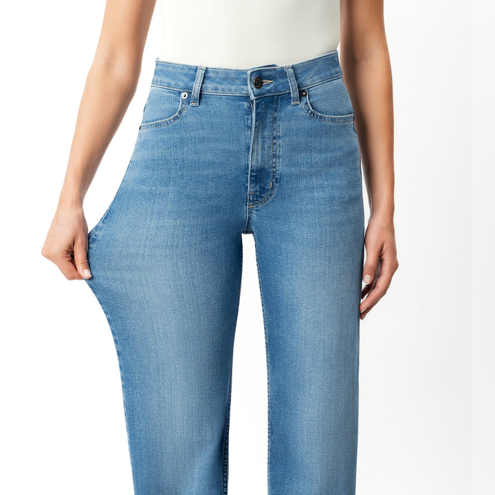 Relaxed ComfortDenim™ Jeans