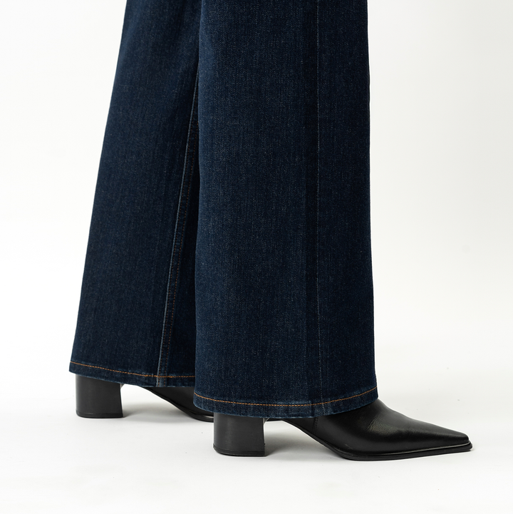 Relaxed ComfortDenim™ Jeans