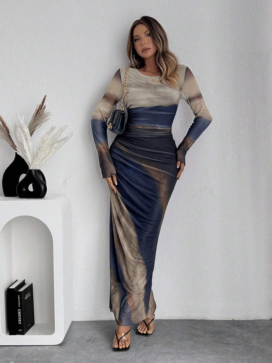 Antoinette | Robe fluide à manches longues et imprimé délicat